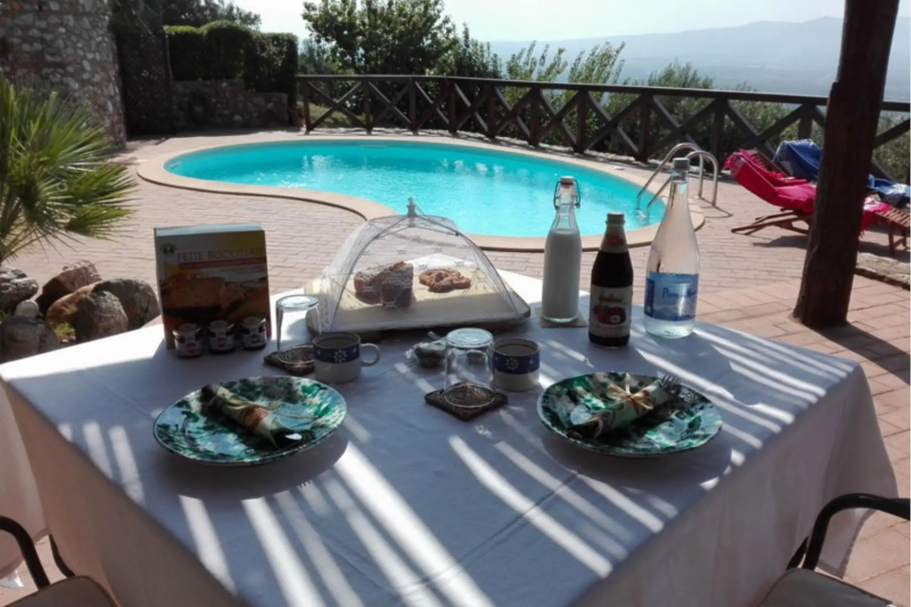 Villa with private pool beside the beaches of Tyrrhenian sea-Villa dei Feaci