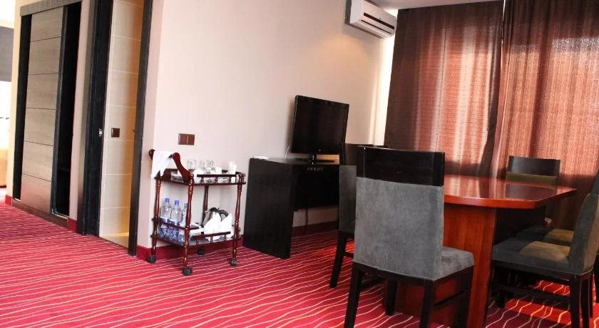 Manhattan Astana Hotel