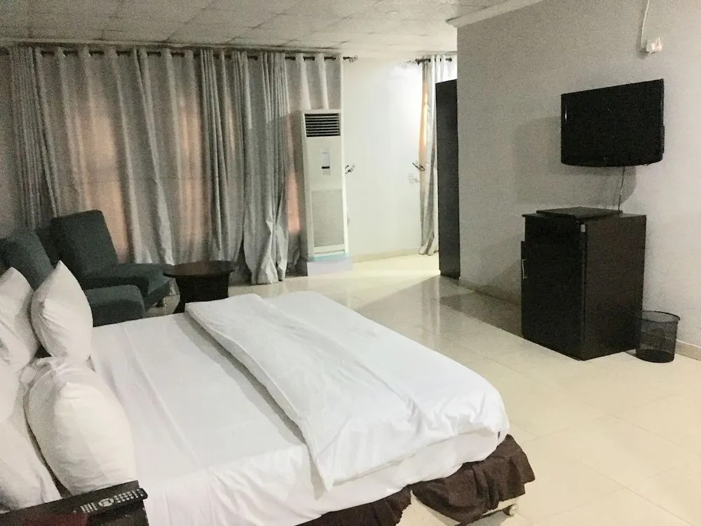 Etal Hotels and Halls Lkeja