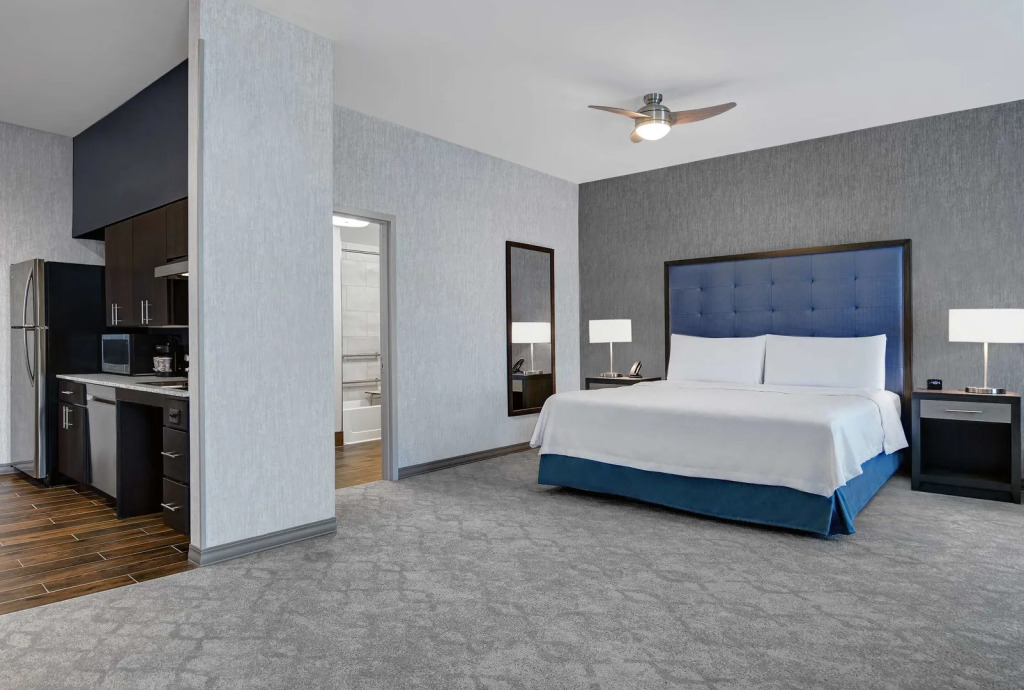 Homewood Suites by Hilton Edison Woodbridge