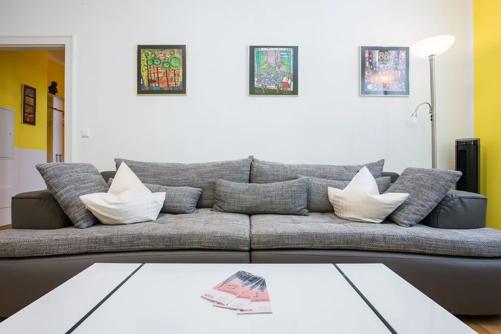 Apartment Domino