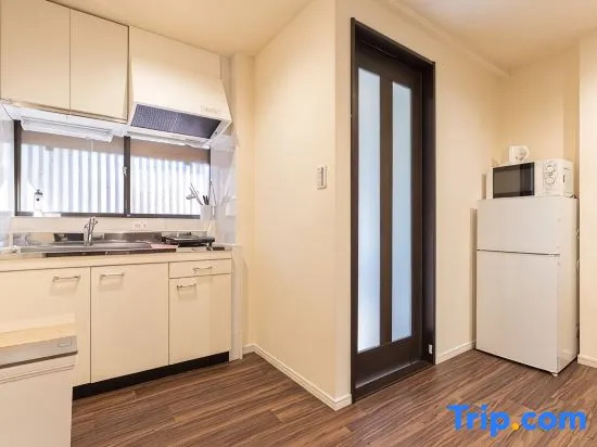 Maximum 6 people/Quiet residential area/Long-term accommodation/Wi-Fi/Close to station
