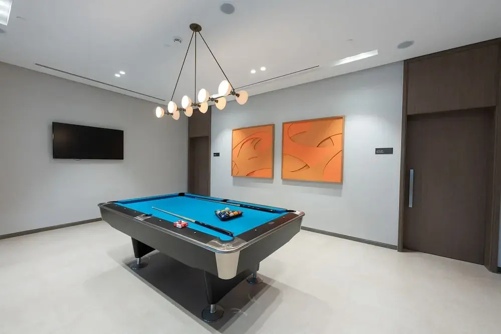 Cozy 2-bedroom Apartment Perfect for Family in Downtown With Burj Khalifa Views