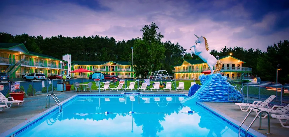 Shamrock Motel