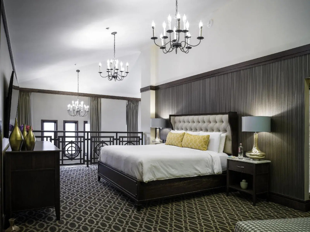 Saint Johns Resort