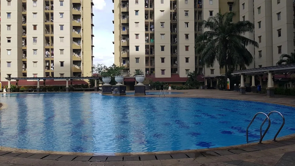 Comfy 2BR High Floor Apartment at Mediterania Palace Residences