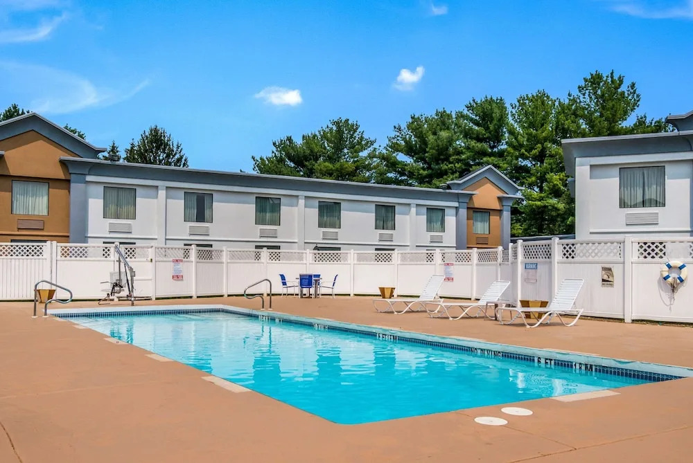 Motel 6 Chambersburg