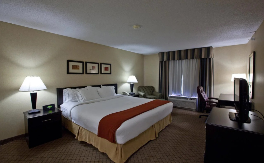Holiday Inn Express Plymouth by IHG