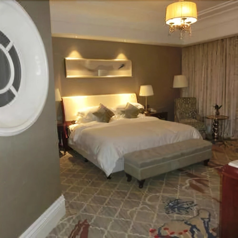 Longcheng Garden Hotel