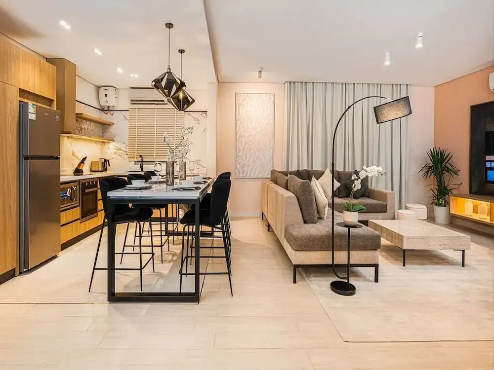 Luxury & Elegant Apartment in Almughrizat