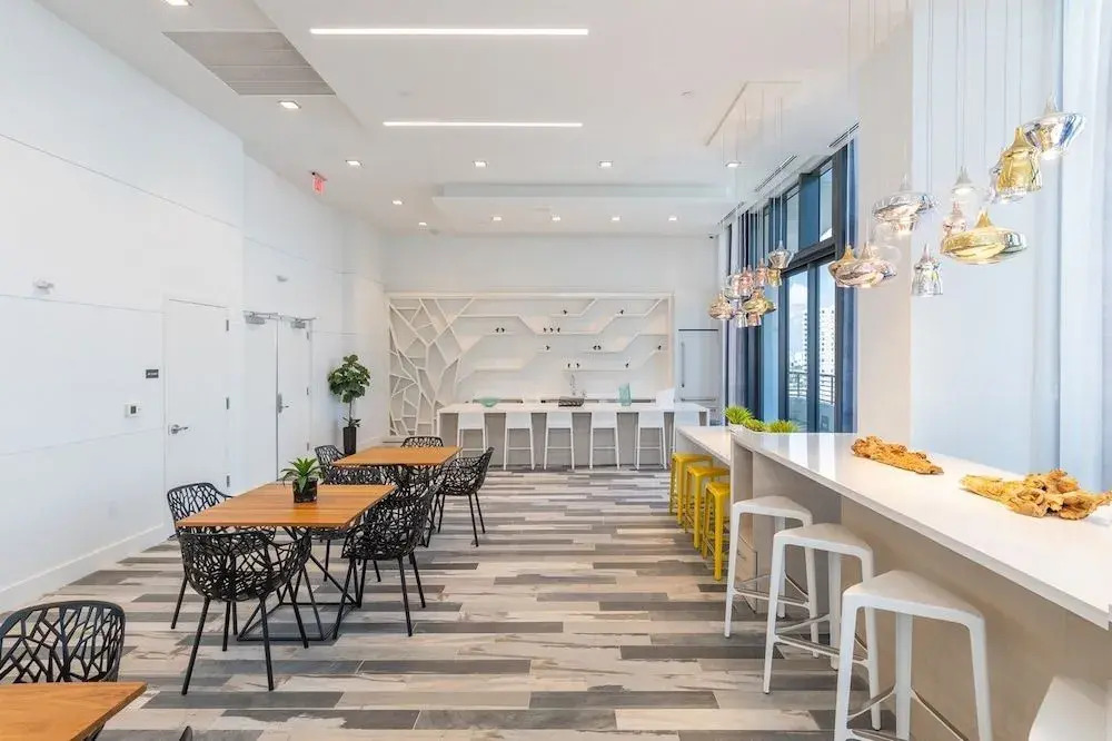 Bluebird Suites Downtown Brickell