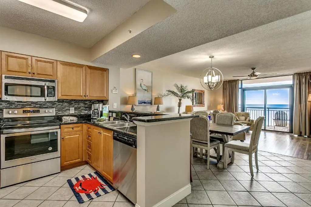 South Wind 1104 (3 Bedroom, Sleeps 8)