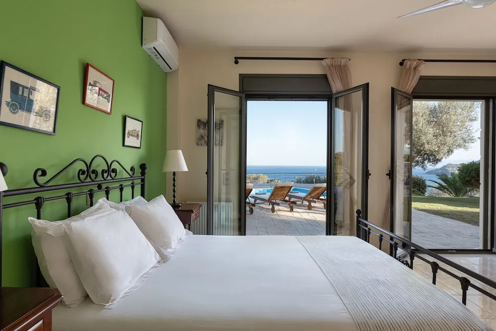Aphaia Villa & Residences Aegina