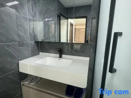 Xiaoxiang Homestay (Border City Chatong Scenic Area)