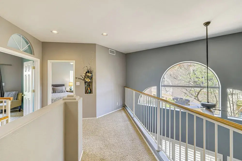 Hike & Golf! Townhouse w/ Resort Perks in PHX