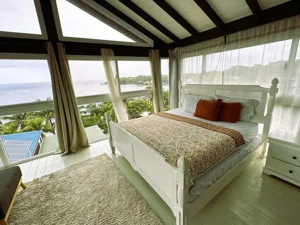 Miramar Suites