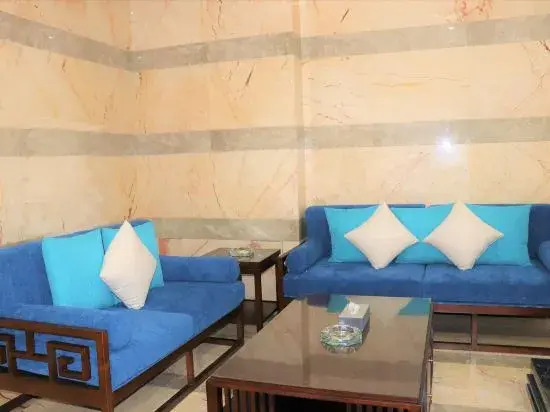 Ruo'an Boutique Hotel (Gulja Xinmaoye Shopping Center)
