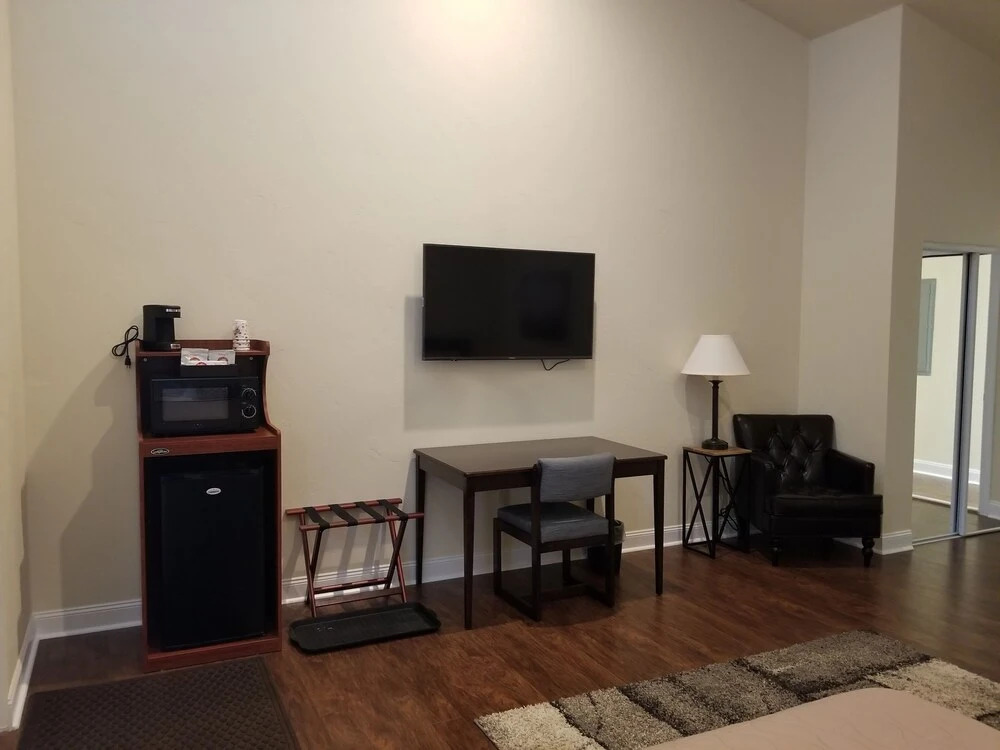 Sunset Cottage Motel Rooms
