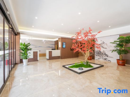Yilong Ruiyun Hotel (Zhengzhou South Third Ring)