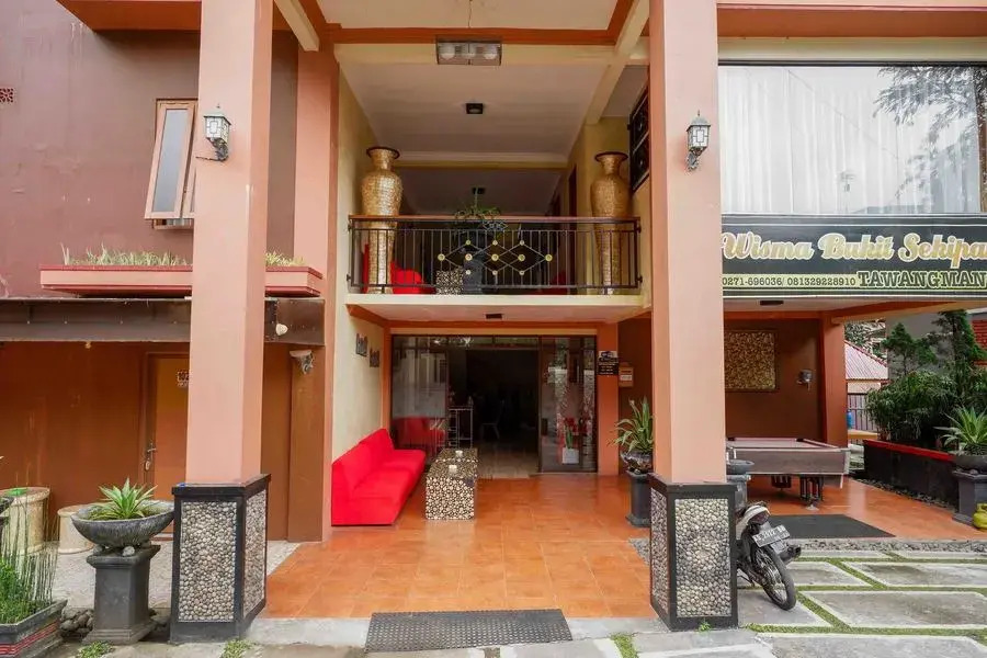 RedDoorz Plus @ Bukit Sekipan Tawangmangu
