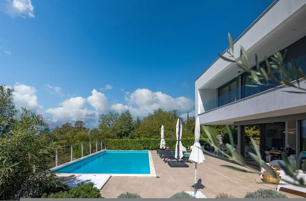 Villa Irma with heated Pool by aneo travel