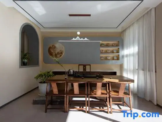 Yunxi Four Seasons | 360° Panoramic Sunlit Jinshan & Snow Mountain Window  · Smart Scenic Stay