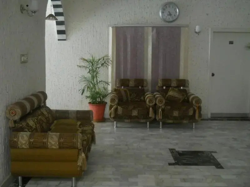Sunrise Guest House Multan