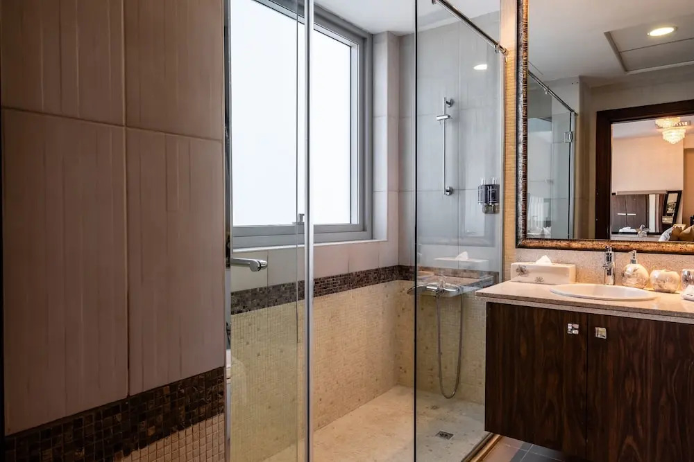 Maison Privee - Executive