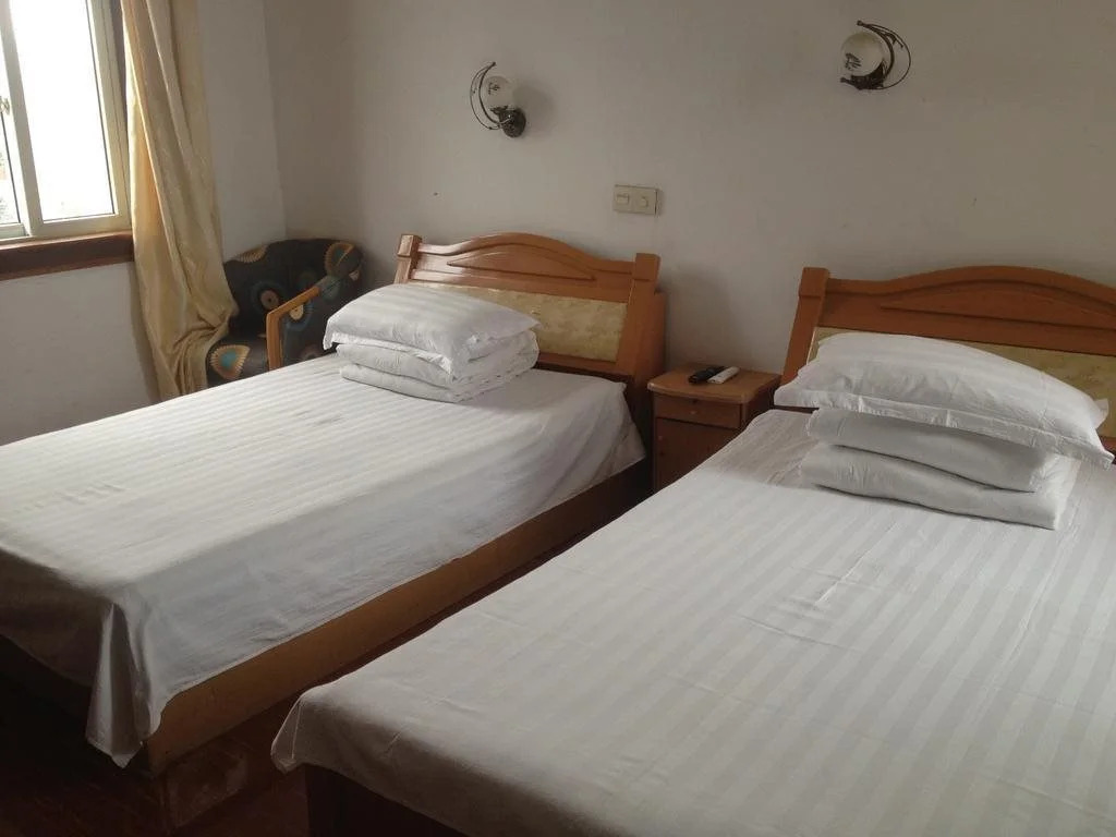 Ruixiang Hotel