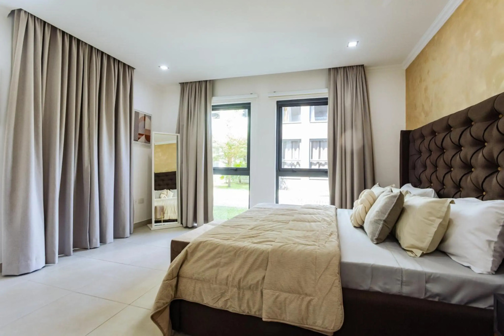 Spectacular Deluxe Double Room Available