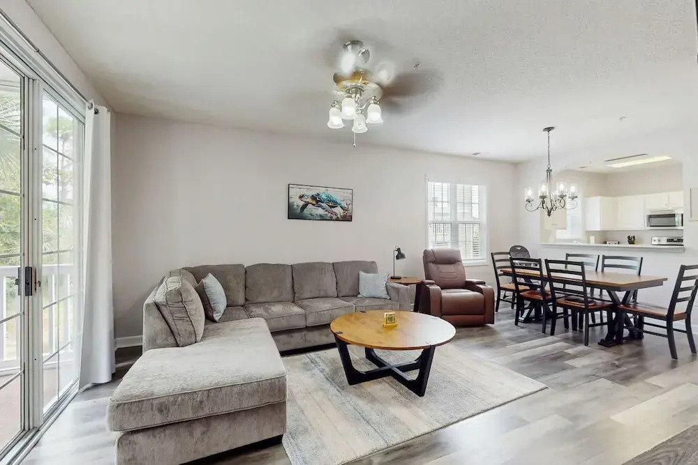 Pool & Tennis! Updated Barefoot Resort Condo