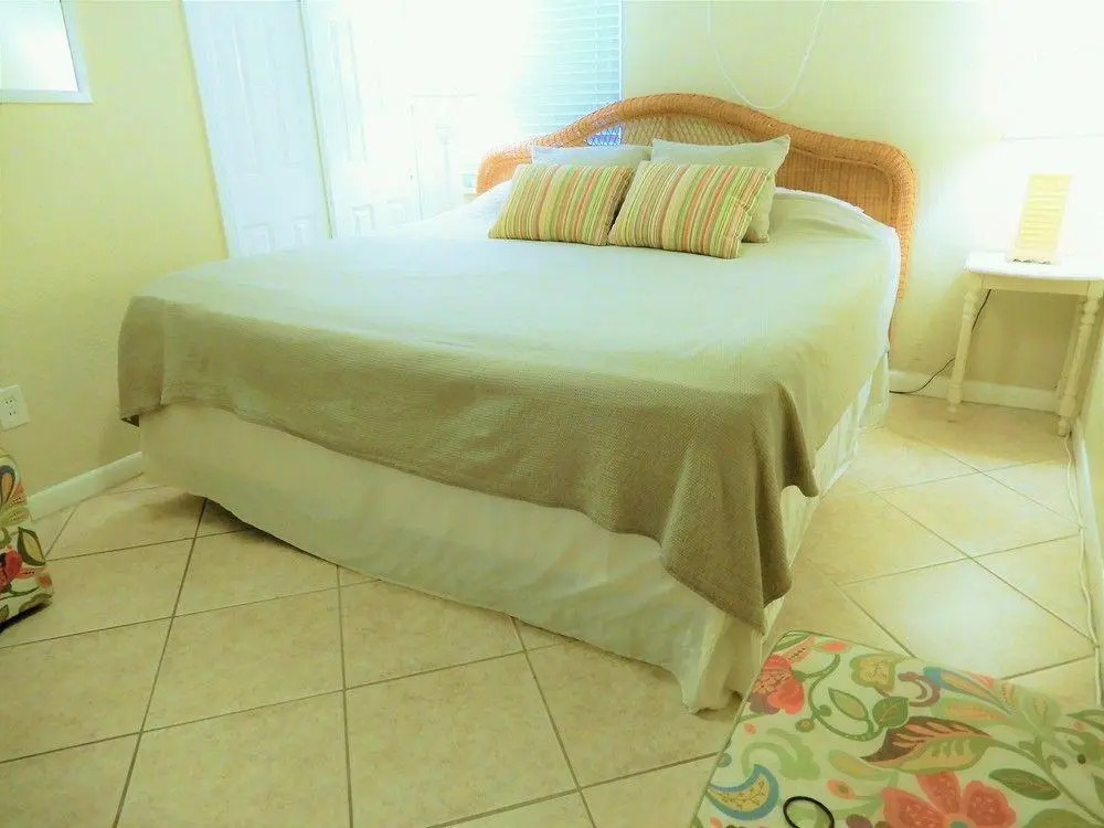 Coconut Grove Resort by Techtravel