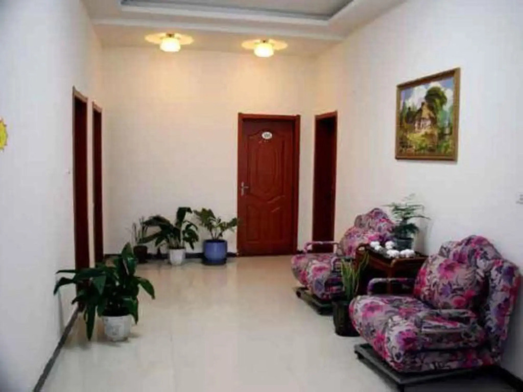 Hua Shan Xiang Yuan Hostel