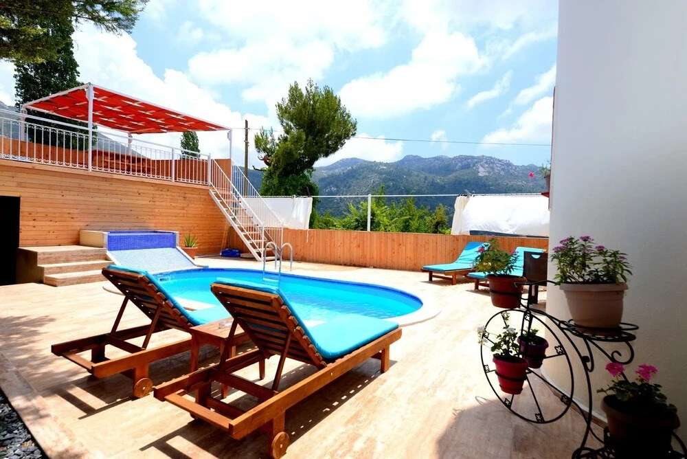 Villa Muge by Akdenizvillam