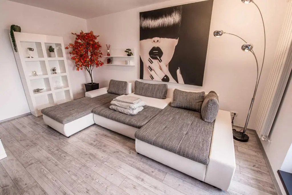 2-Room Penthouse Plaza Residence P1