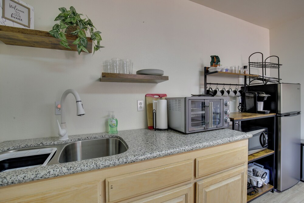 California Vacation Rental with Hot Tub & Patio
