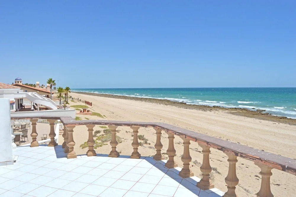 Beachcomber 3 Bedroom Home