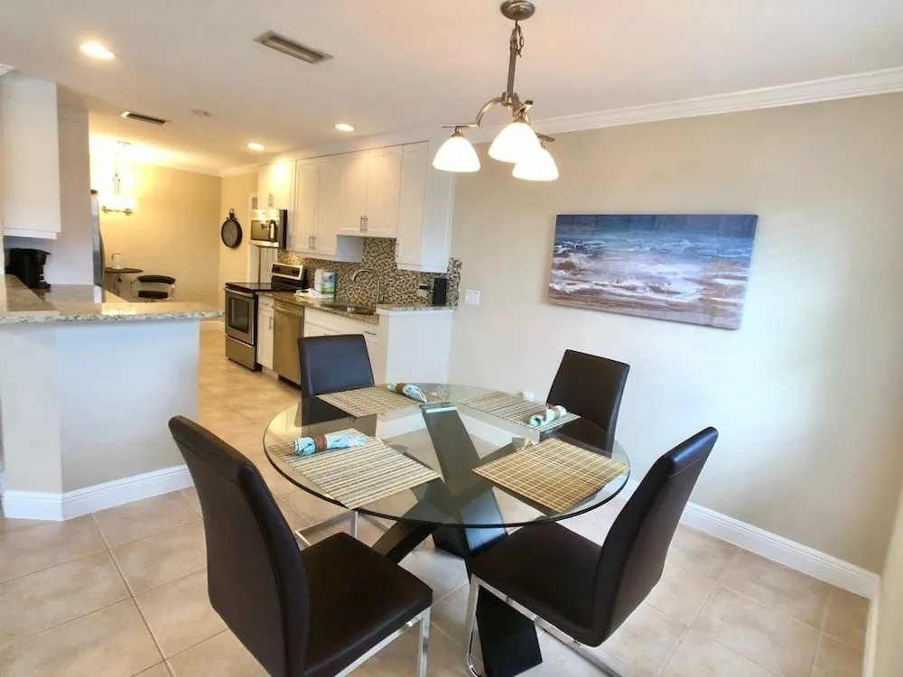 Serenity By The Shore - 3 Br Home