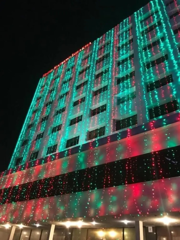 Hotel Razmoni Isha Kha International