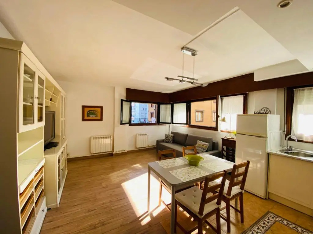 Mundaka Home