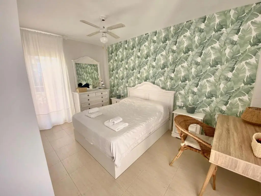 1ªLínea-50m de playa-210m2 utiles-BBQ privada-Vistas al mar-3 terrazas