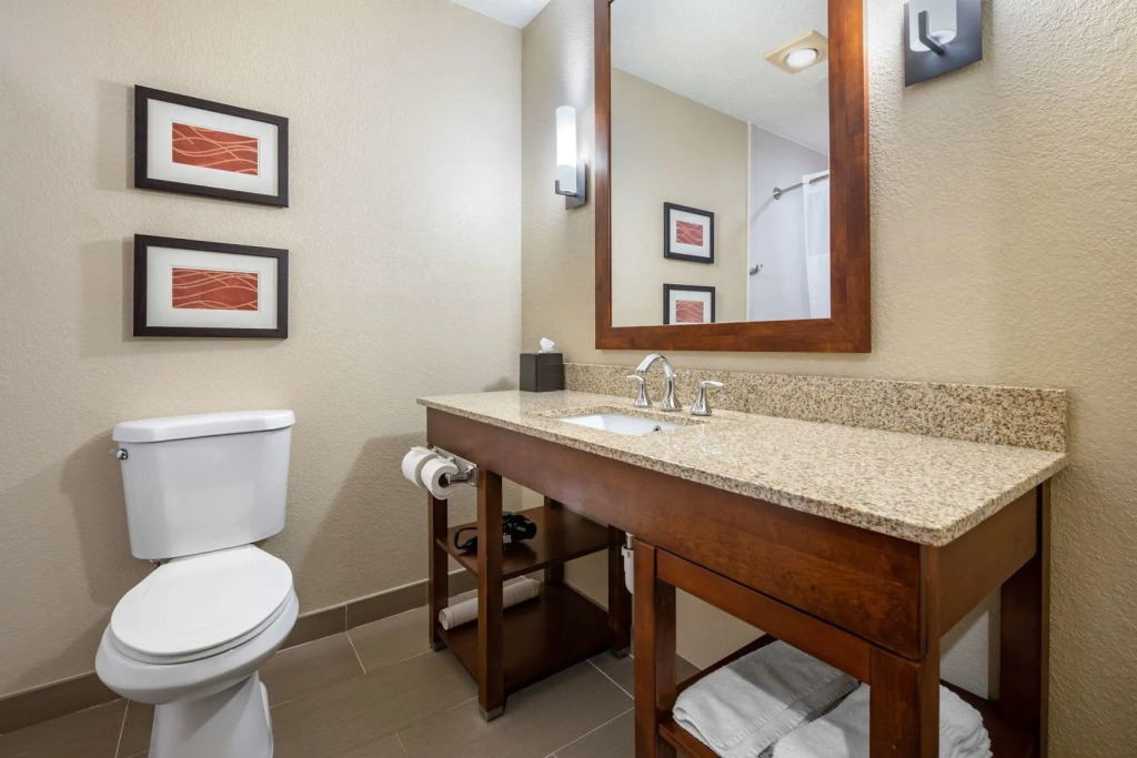 Comfort Inn Splash Harbor