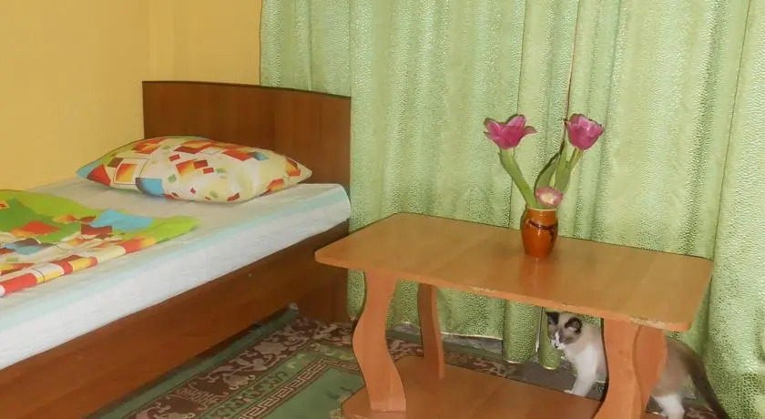 Hostel 74/76