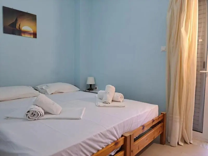 Dimitras Family Apartments 2