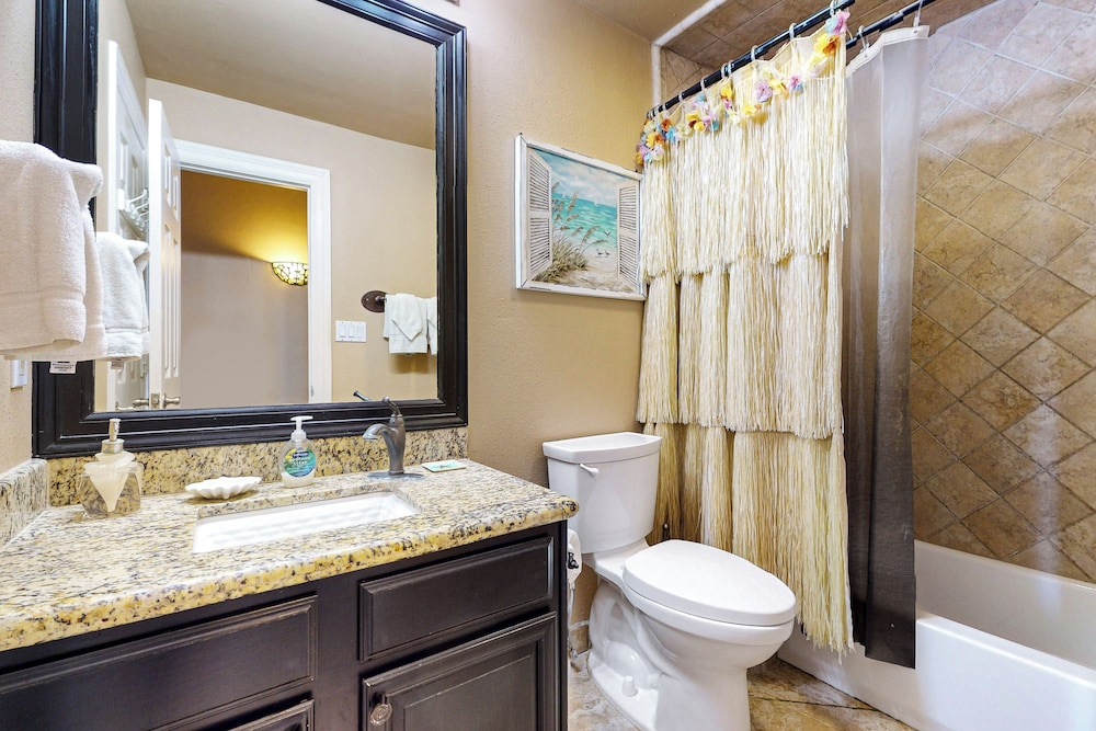 Gulf-view 3BR Penthouse: Suntide III - Unit 1105
