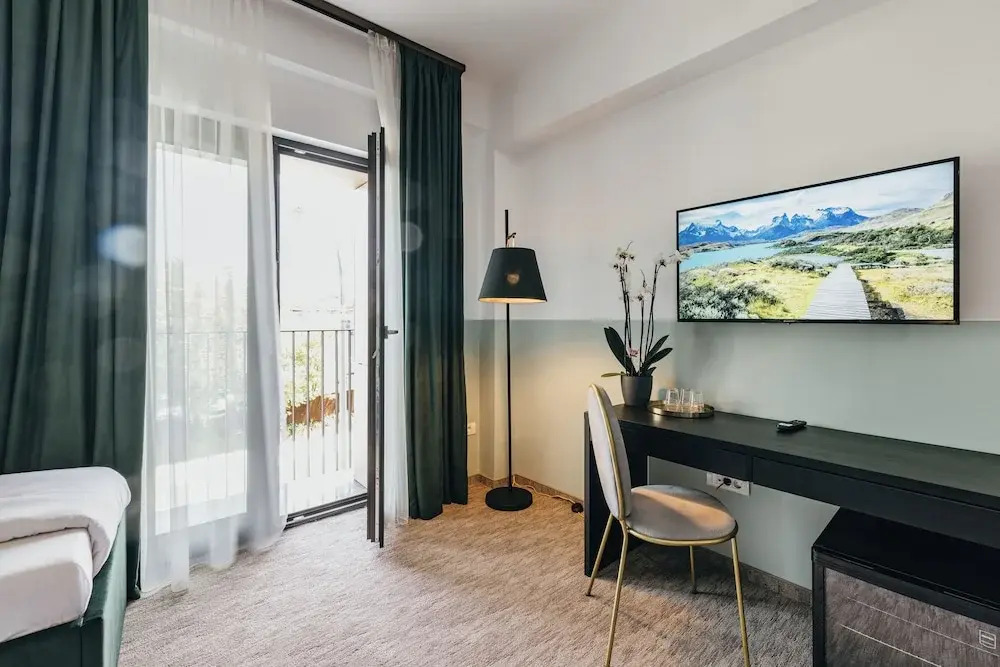 HOTEL AGORA Mures