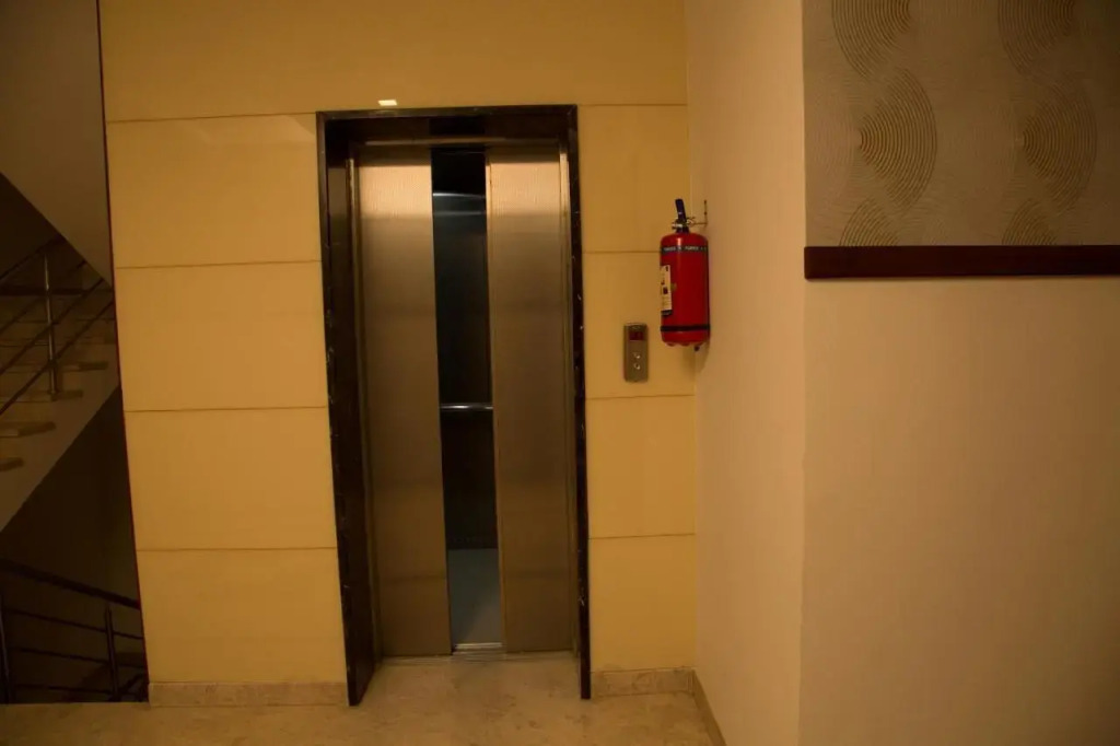 Hotel Grand Tree