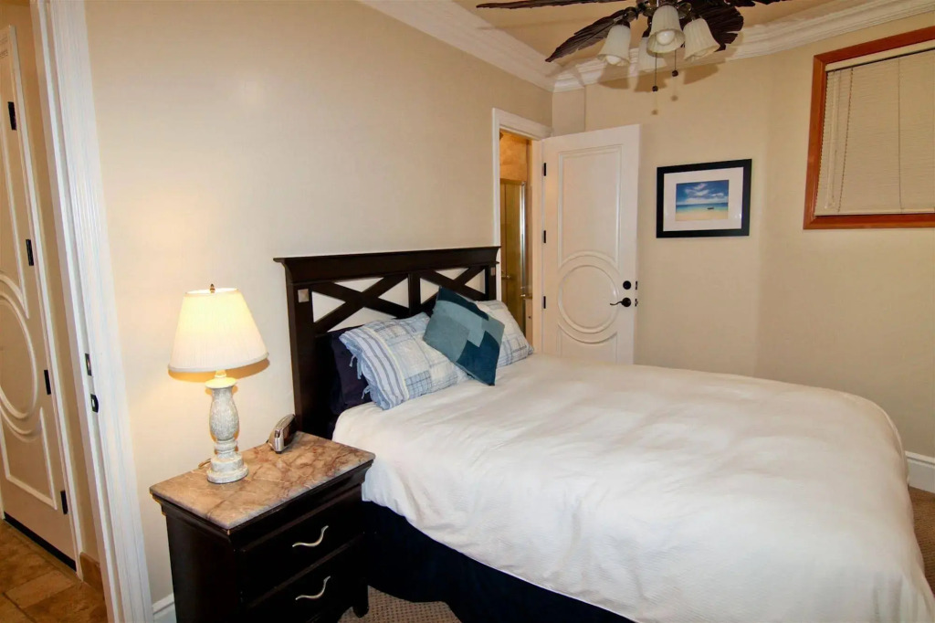Beachfront Only Vacation Rentals