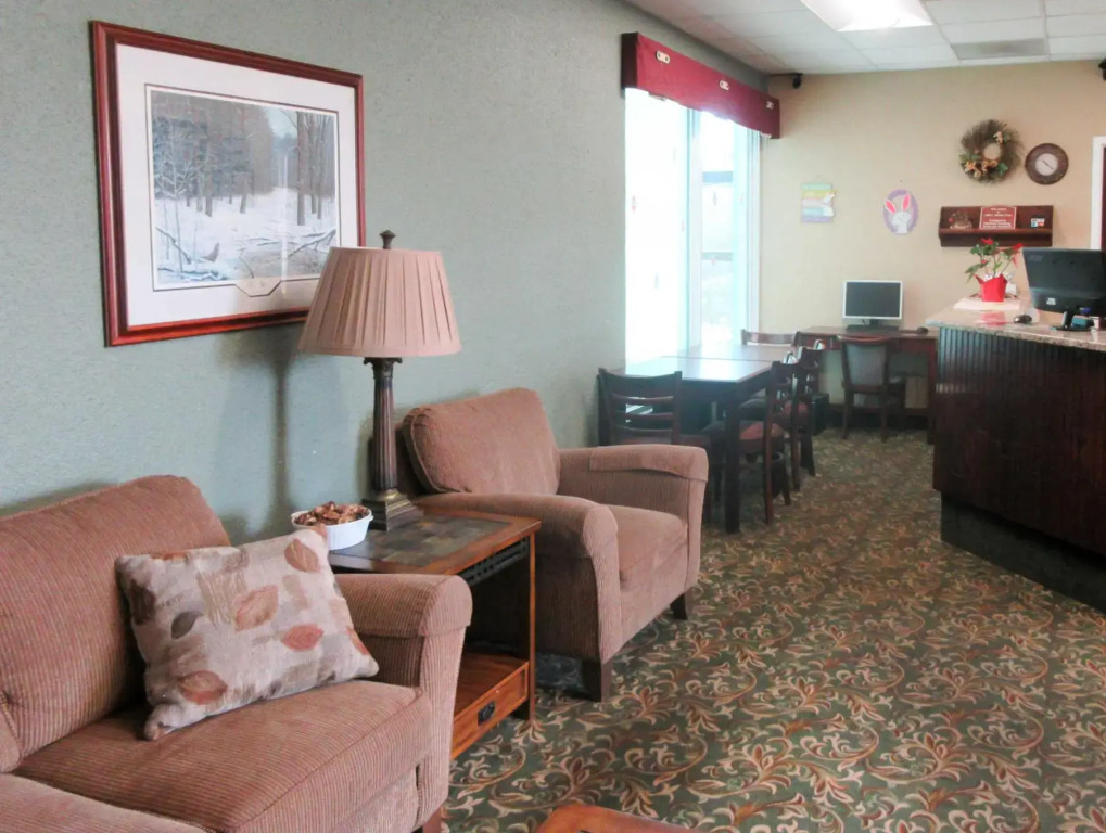 Posh Inn & Suites