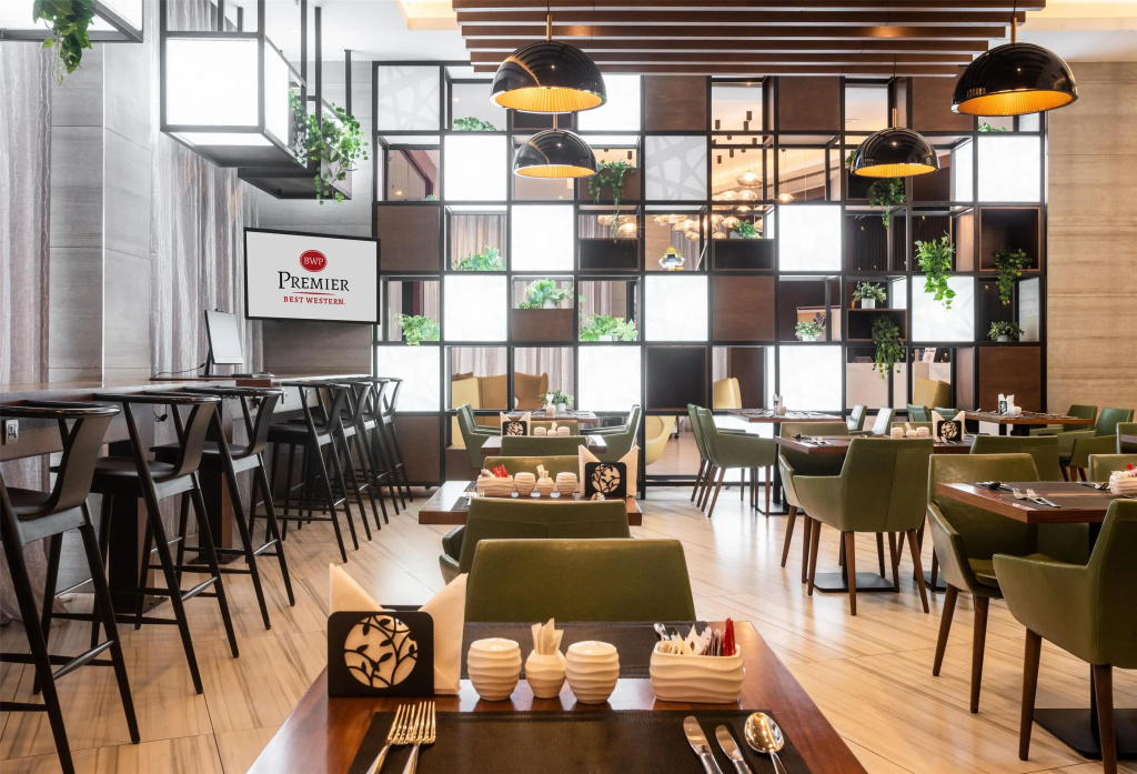 Отель Best Western Premier Westlands
